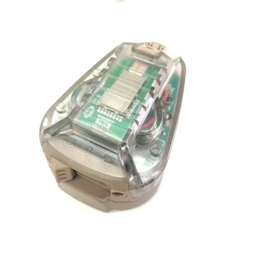 Stroboskop ratunkowy UWB z pozycjonowaniem radiowym